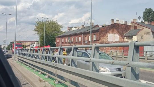 Ul. Młodzianowska. Wtargnął na jezdnię, trafił do szpitala