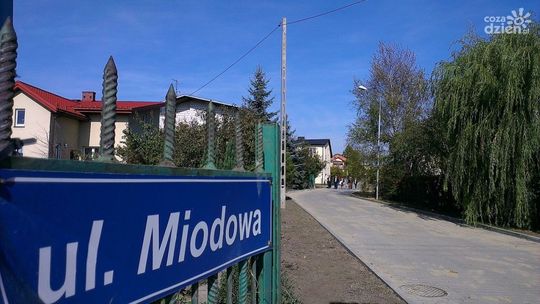 Ulica Miodowa na Koziej Górze gotowa