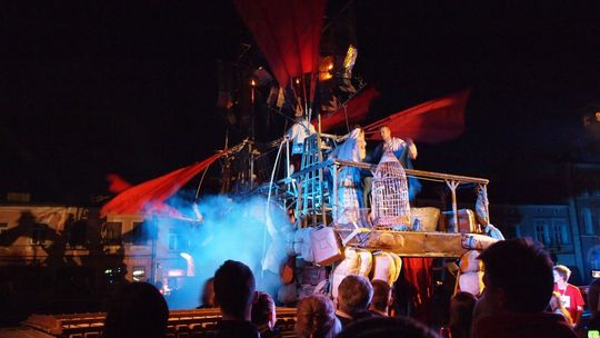 Ulica Teatralna. Teatr Ósmego Dnia z "Arką" już w piątek  