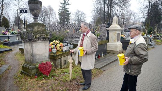 Uratują kolejny nagrobek