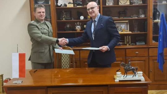 UTH będzie współpracował z Wojskowym Instytutem
