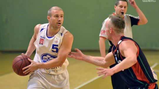 UTH Rosa wygrała w akademickich derbach