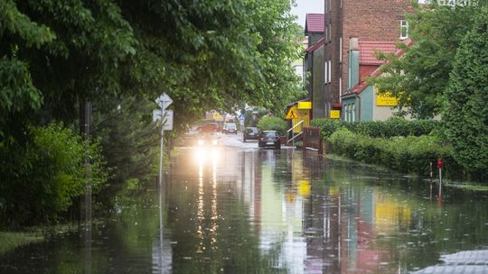 Uwaga! Burze i grad w Radomiu i regionie