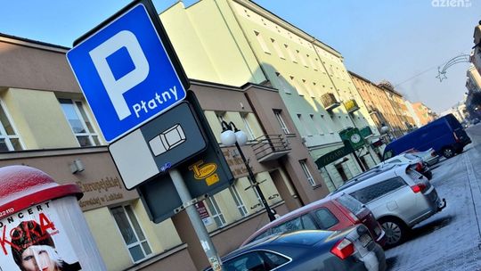Uwaga kierowcy, płacimy więcej za parkowanie!