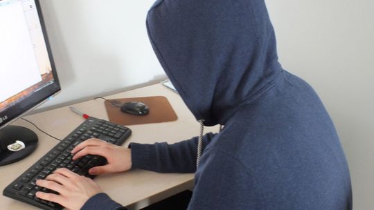 Uważaj! Wirus niszczy komputery w Radomiu!