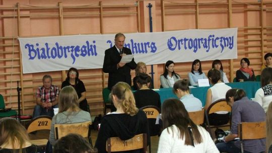 W Białobrzegach... dyktando