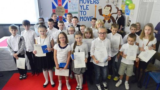 W City College certyfikaty YLE Starters dla najmłodszych