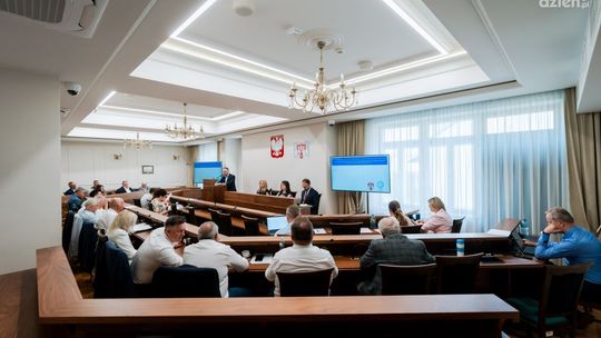 W poniedziałek sesja Rady Miejskiej. Będzie o budżecie i wygaszeniu mandatów radnych