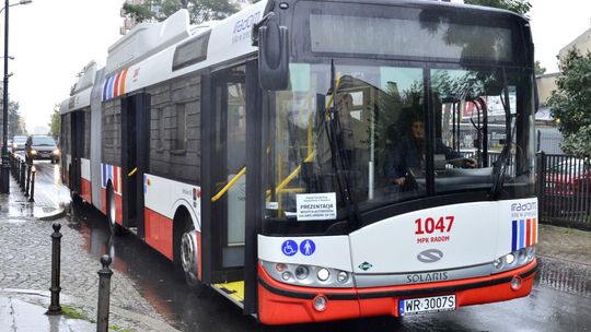W Radomiu nowe autobusy i biletomaty!
