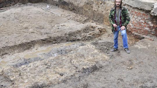 W rynku znalazł się ratusz!