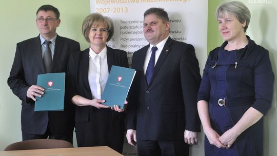 W Zwoleniu, Siennie i Potworowie będą solary