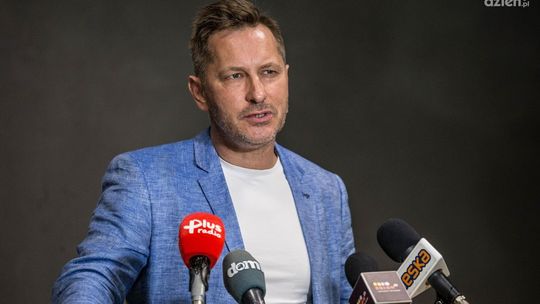 Waldemar Dolecki - Rozmowa w studiu lokalnym Radia Rekord