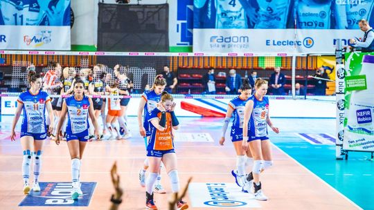 Walka o brąz trwa dalej. ŁKS lepszy w Radomiu. Wygrana łodzianek po tie-breaku