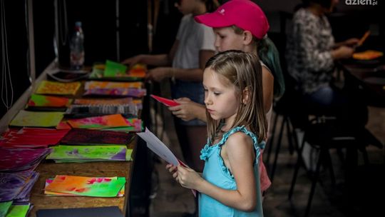 Warsztaty plastyczne w ramach Fosy pełnej kultury (zdjęcia)