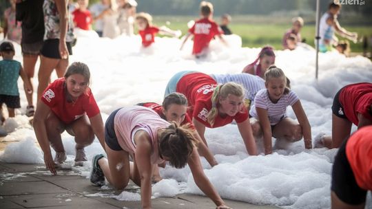 „Wczuj się w wakacyjny klimat”