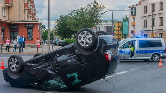 Weekend na drogach Radomia i powiatu. Zginęła jedna osoba
