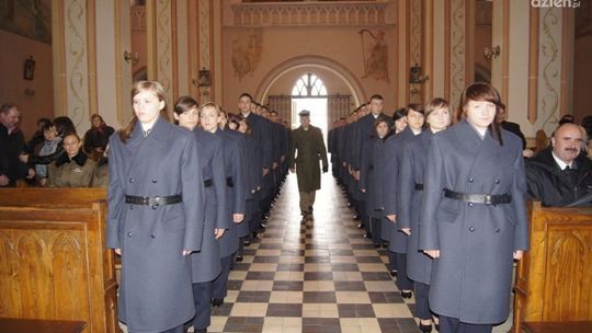 Wejdź w szeregi wojska i zapewnij sobie przyszłość