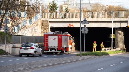 Wiadukt na Grzecznarowskiego nie zostanie zamknięty 
