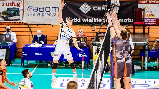 Wicelider PlusLigi nie dał szans Cerradowi Enei Czarnym. Trzysetowa wygrana Jastrzębskiego