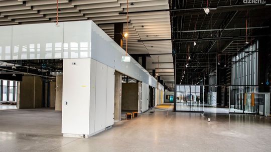 [WIDEO, ZDJĘCIA] Postęp prac przy terminalu