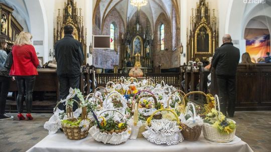 Wielka Sobota: Co mamy w koszyczku? [wideo]