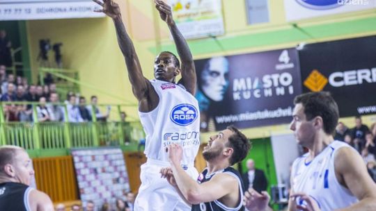 Wielki mecz Rosy! Mistrz Polski na kolanach!