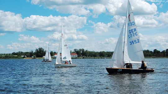 Wielkie pływanie nad Zalewem Domaniowskim