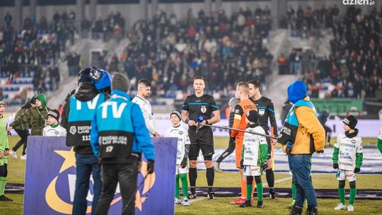 Wiemy, kto posędziuje mecz Radomiaka z Widzewem