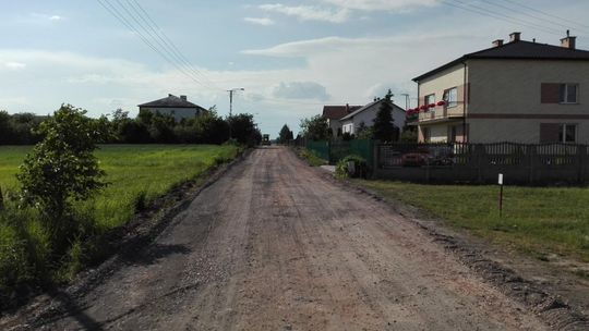 WIERZBICA. Dotacja na przebudowę drogi