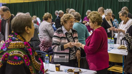 Wigilia dla samotnych w "budowlance" [zdjęcia]