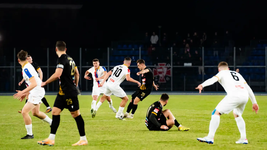 Wigry Suwałki lepsze od Broni Radom Wigry Suwałki lepsze od Broni Radom