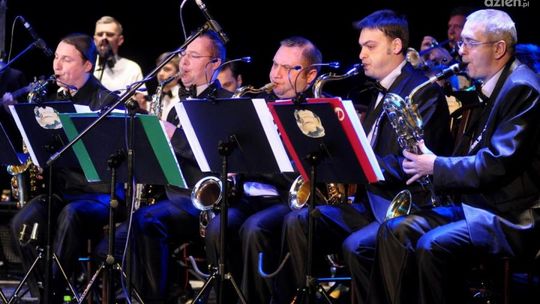 Wirtuoz gitary elektrycznej zagra z big bandem „Mundana”