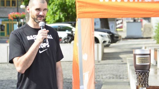 Witka zostaje w ROSIE