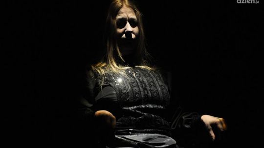 Wiwisekcja absurdu, czyli "Beckett" w Powszechnym