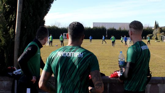 Włochy 2019. Przyszłe gwiazdy na drodze Radomiaka? Mocny rywal "Zielonych"