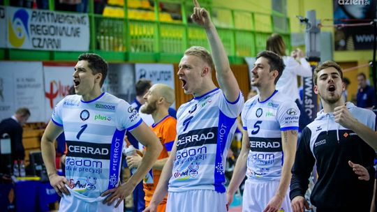 "Wojskowi" lepsi w nadmorskim thrillerze