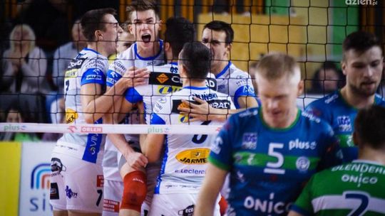 Wojskowi odbili się od ligowego dna!