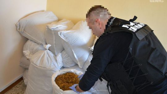 WOLANÓW. 300 kg nielegalnego towaru