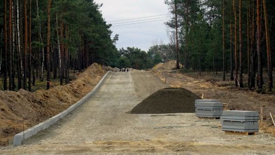 Wólka Klwatecka. Trwa budowa dróg