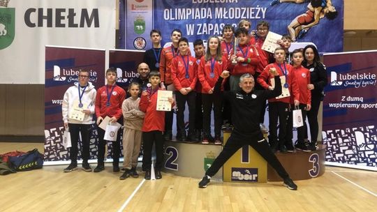 Worek medali młodziczek i młodzików Olimpijczyka Radom