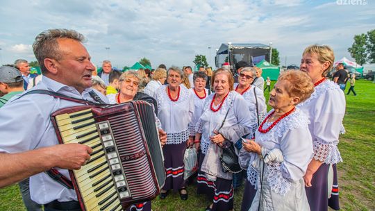 Wspaniała zabawa na dożynkach w Jedlińsku