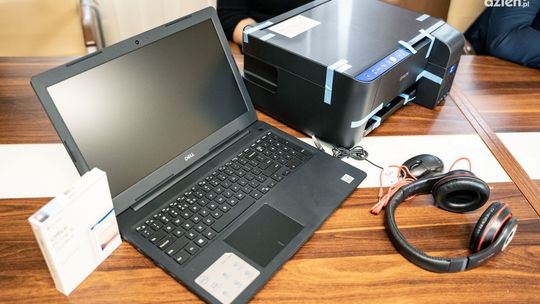 Wsparcie dla dzieci z pieczy zastępczej