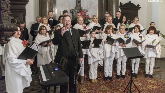 Wspólne kolędowanie w parafii ewangelickiej