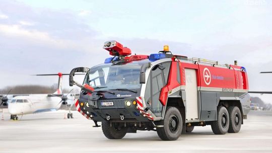 Wybrano wóz bojowy dla radomskiego lotniska