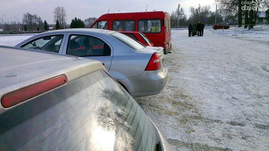 Wybudowali parking przed kościołem przy ul. Kozienickiej
