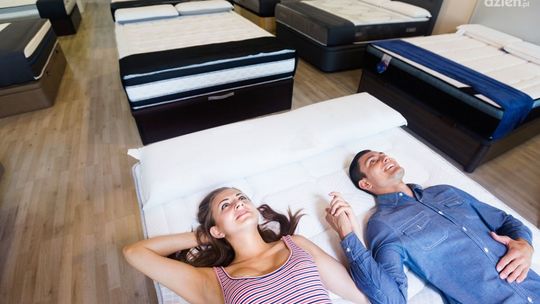 Wygodny, duży materac dla pary