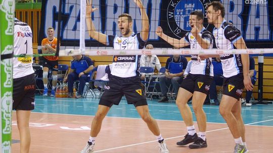 Wygrana Czarnych z Effectorem na inaugurację