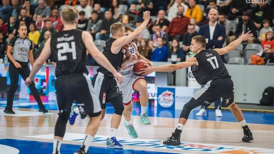Wygrana koszykarzy HydroTrucku Radom zgodnie z planem