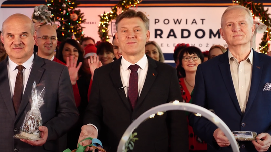Wyjątkowa kolęda w wykonaniu pracowników radomskiego starostwa