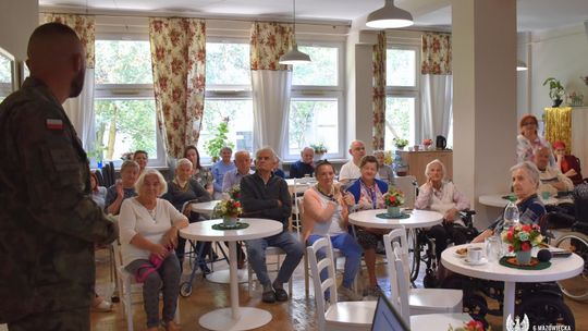 Wyjątkowe spotkanie naszych terytorialsów z radomskimi seniorami